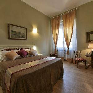 Florence Station Rooms